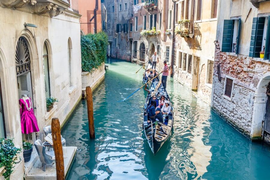Venice: Traditional Shared Gondola Ride - Why the water is the right place to see Venice