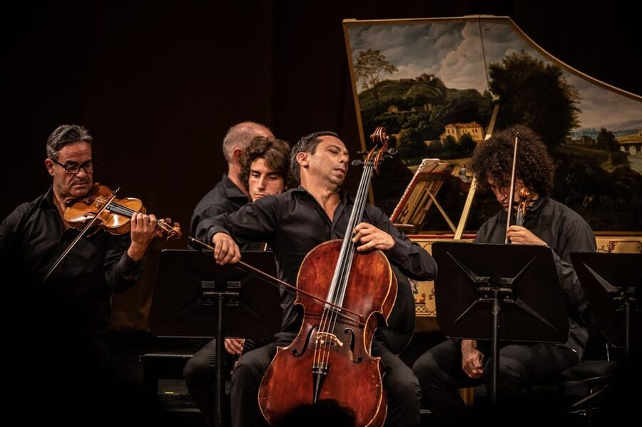 Venice: Vivaldi Four Seasons Concert at Vivaldi Church - The seating question: chairs, pews, and sightlines