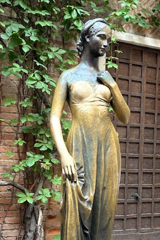 Verona: Juliet’s House Fast-Track Entry Ticket & Audio Guide - Why Juliet’s House is worth seeing