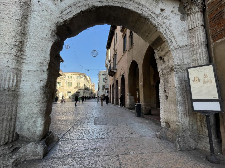 Verona: Small Group Guided Walking Tour with Arena Tickets - The cable car to Colle San Pietro