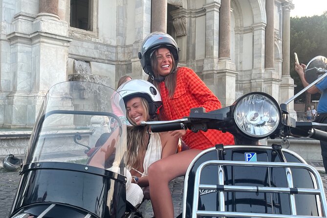 Vespa Sidecar Tour By Night with Pickup - Circus Maximus and Palatine Hill from the road