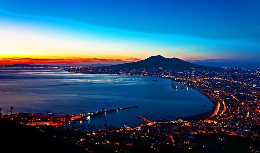Vesuvius National Park Skip-the-Line Ticket - The crater and the view over Naples